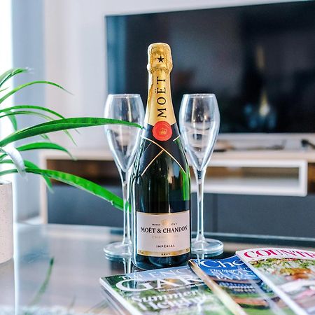 Sleek Apartment In Manchester By 53 Degrees Property, Ideal For Couples, Amazing Location! Экстерьер фото